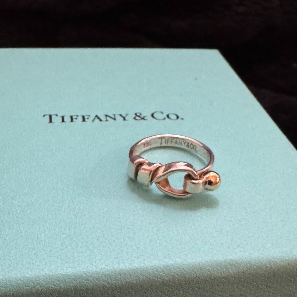 Tiffany & Co. Love Knot Hook and Eye Ring 18K Gold, Sterling - Picture 2 of 10